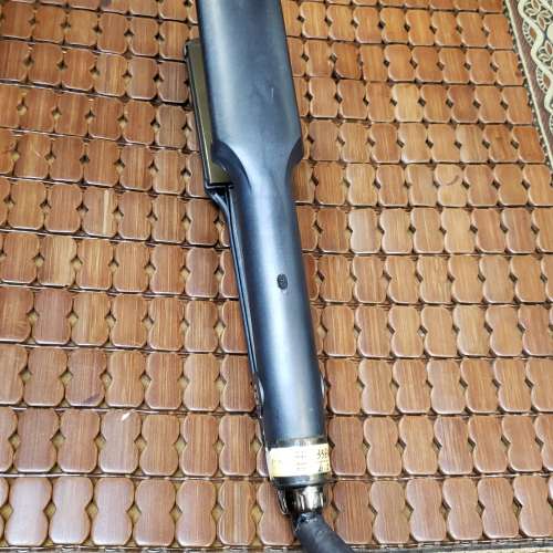 Gold well 專業負離子直髮甲板，韓國製造，旺角西洋菜南街自取。..