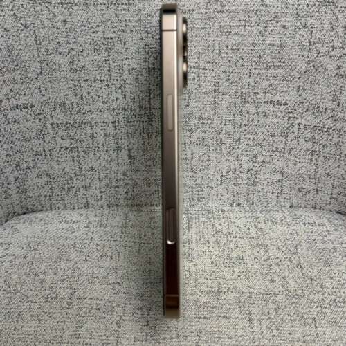 即買即用 接近全新沒有崩或花整配件 有Mon貼 Apple iPhone 16 Pro Max 512GB 大金 ...