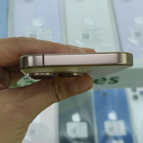 港版16pro 256gb 金色 電池91%外觀新淨 屏幕有花看圖五 價錢反應狀況