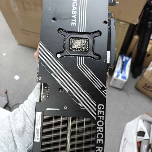 GIGABYTE GeForce RTX 5080 WINDFORCE OC 16GB GDDR7 (GV-N5080WF3OC-16GD)