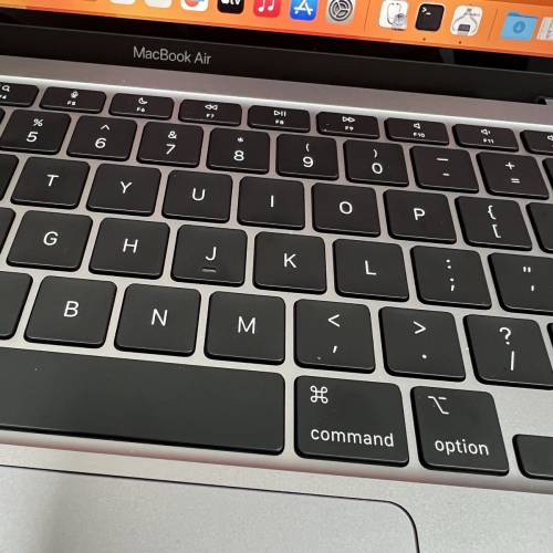 Apple MacBook Air 13" M1  電池🔋健康值100% 2020年8GB RAM 256GB SSD% 帶埋火牛