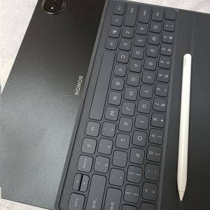 Honor magicpad 2 12.3 行貨 12+256  ( 黑色+鍵盤+筆 )