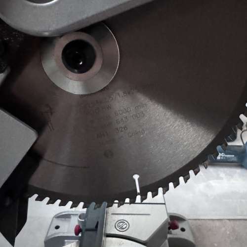 BOSCH GCM 18V-254 D Professional