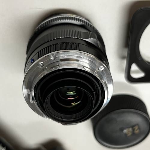 ZEISS zm 25mm f/2.8