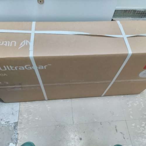 100%新 LG UltraGear 27吋 4K 電競螢幕（型號27g850a）有保養, 保養期至 2028 年 1...