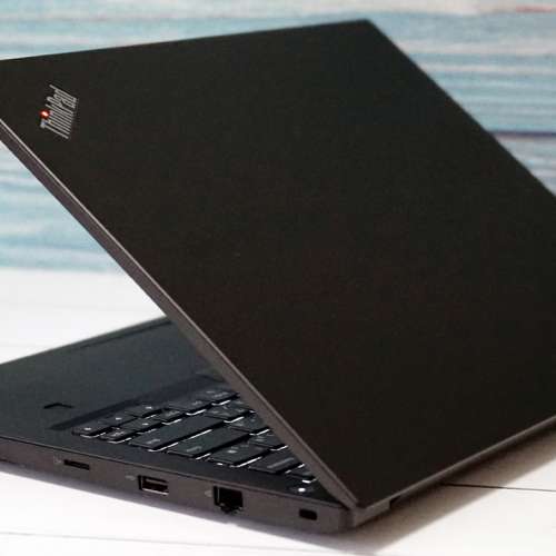 Lenovo Thinkpad E480 14.1 FHD i7 8550u, 8/16gb, 512GB SSD, AMD Radeon RX550 2GB