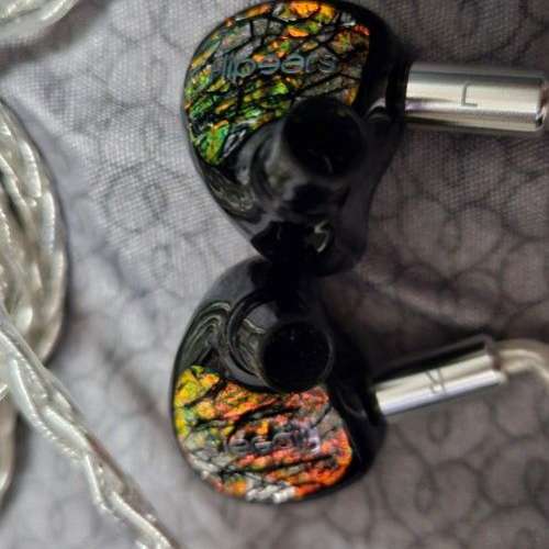 FlipEars Zurq 六混合靜電單元耳機