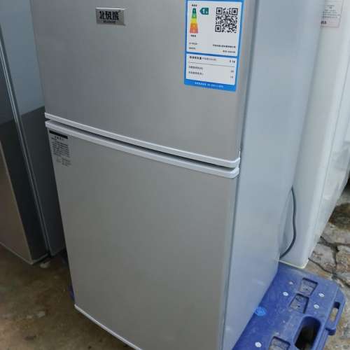 全新劏房迷你雪櫃