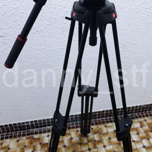 Manfrotto 546GB Alu Tripod(已改釘腳)連 504HD Fluid Video Head 送MBAG100PN 腳...