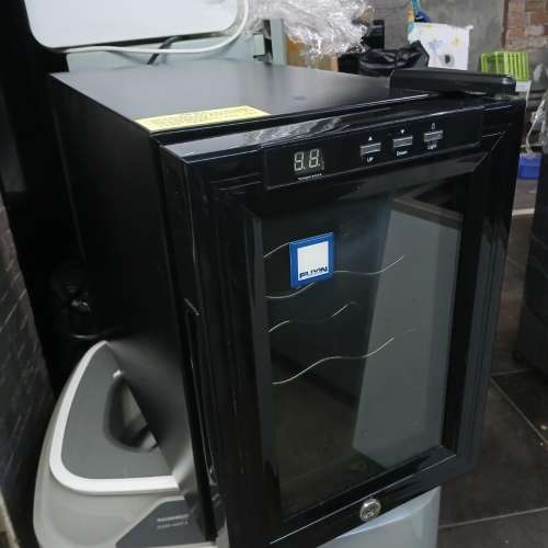 迷你紅酒櫃 Mini Wine Cellar