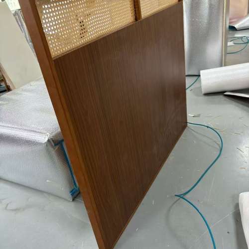 香港餐廳傢私工廠，餐廳屏風隔斷，實木編藤家具，餐飲家具定制廠家