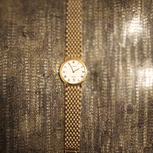 Cyma quartz watch.33mm size.90%new.