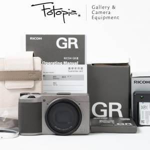 || Ricoh GR III Diary Edition with full packing, extra charger & battery ||