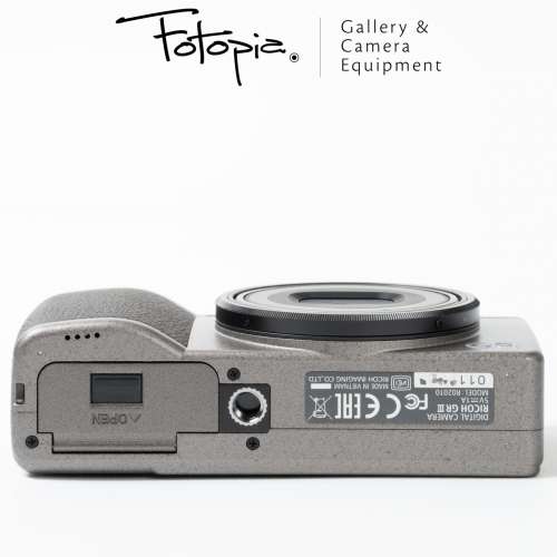 || Ricoh GR III Diary Edition with full packing, extra charger & battery ||