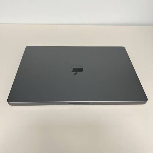 Macbook Pro 16" M1 Pro 2021年512GB SSD  16GB RAM 電池健康值99%