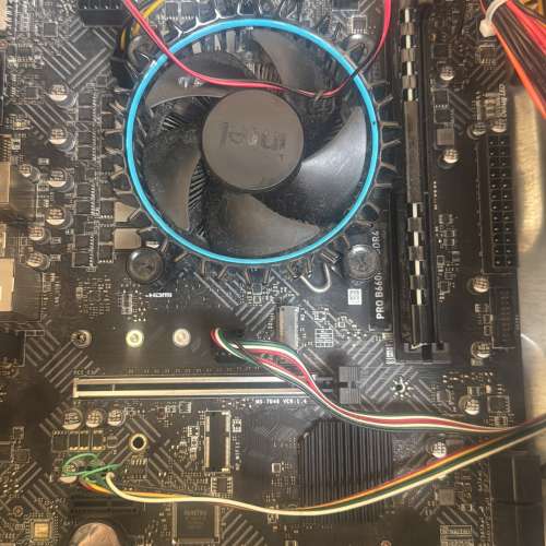 維修各式各樣的電腦，救資料，設有實體店