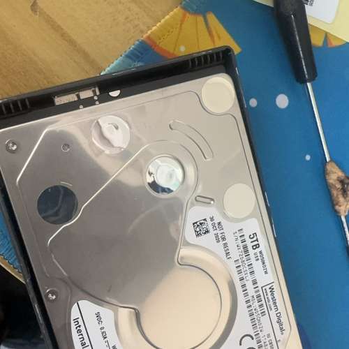 維修各式各樣的電腦，救資料，設有實體店