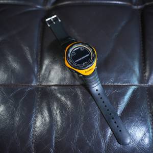 Suunto Vector 黃色戶外運動手錶
