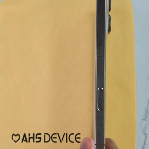 新淨有保養港行100%電16 pro 256gb 金色