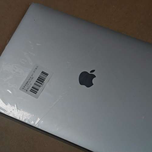 苹果电脑 Macbook pro 2017款 15寸 (2手)16+256G MPTR2LL\A