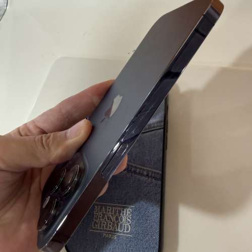iPhone 14pro 256gb,港版雙卡極新，冇修冇拆，電池健康度87，所有原裝，完美冇花，...
