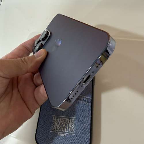 iPhone 14pro 256gb,港版雙卡極新，冇修冇拆，電池健康度87，所有原裝，完美冇花，...