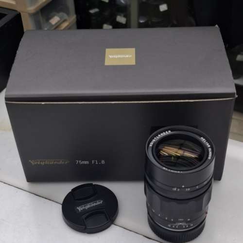VOIGTLANDER HRLIAR CLASSIC 75MM F1.8 LEICA M MOUNT