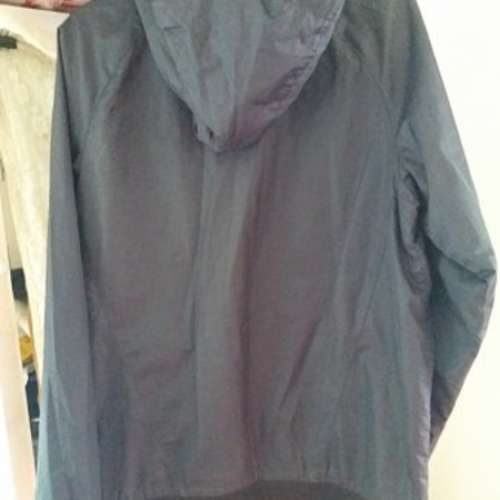 80%新Nike ACG 黑色外套風褸內有Layer Wind Breaker 防風防水