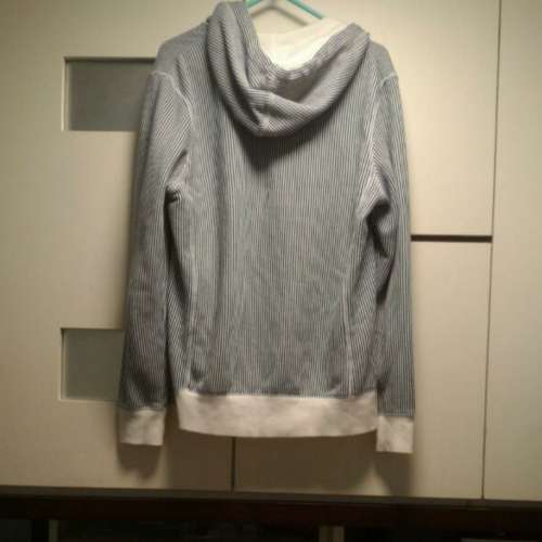 90%新GU Uniqlo 間條休閒外套