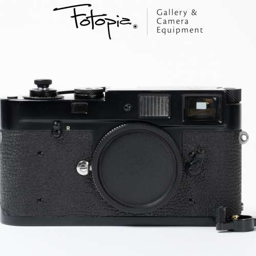 || Leica M2 - Repaint by Takahashi 高橋七寶塗裝室 with extra accessories ||