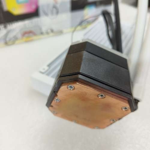 Corsair H100i Elite Capellix 240mm 二手水冷