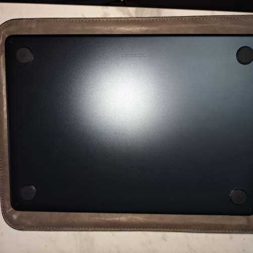 2022 MacBook Air M2 13-inch 午夜暗色