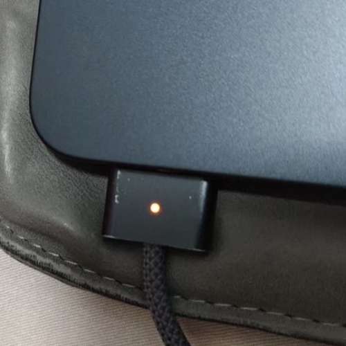 2022 MacBook Air M2 13-inch 午夜暗色