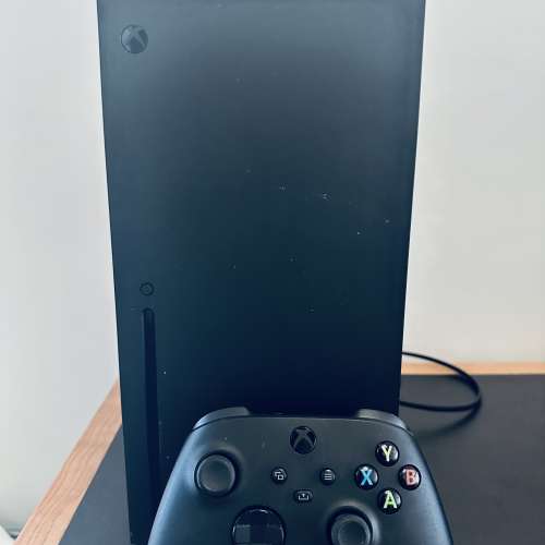 Xbox Series X 1TB w/ Controller