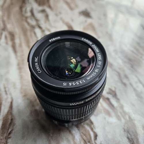 Canon EF-S 18-55mm