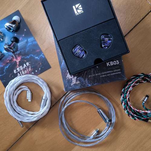 Kbear Tri-i3 初代，Tri-i3 二代, KB03 加SaudiO 白線
