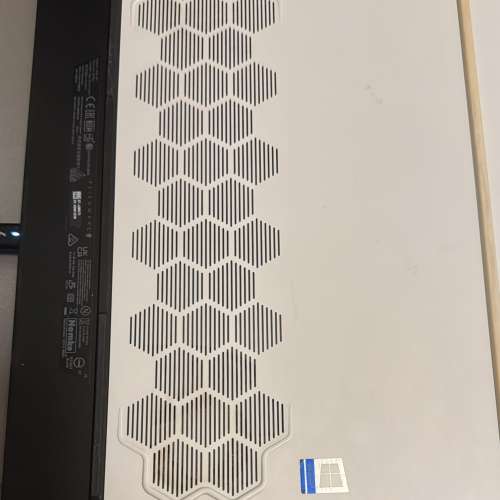 Alienware M15 R3 / 300HZ Monitor Gaming Notebook White