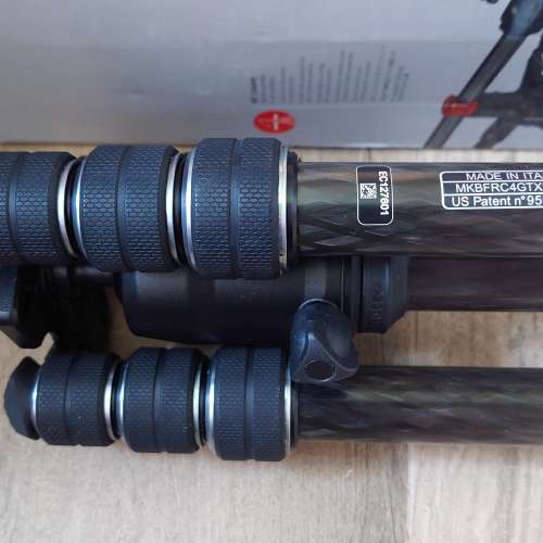 全新 Manfrotto Befree GT XPRO 碳纖維旅行三腳架 (MKBFRC4GTXP-BH)