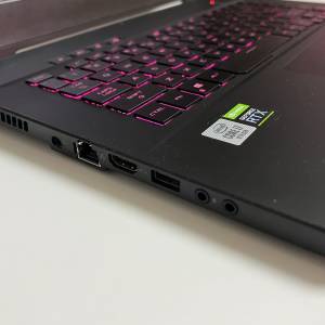 ASUS ROG Zephyrus M15, i7-10875H,16G ram, NVIDIA RTX2070, m.2 1TB HD