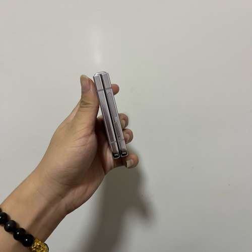 全網最平🔥Samsung galaxy flip 5 8+256美版單卡+esim粉色