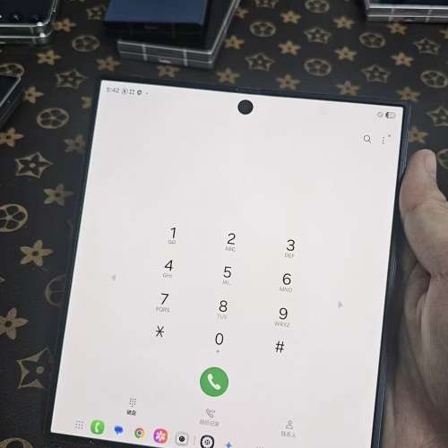 蝕錢賣🔥Samsung galaxy fold 6 12+256美版單卡+esim藍色