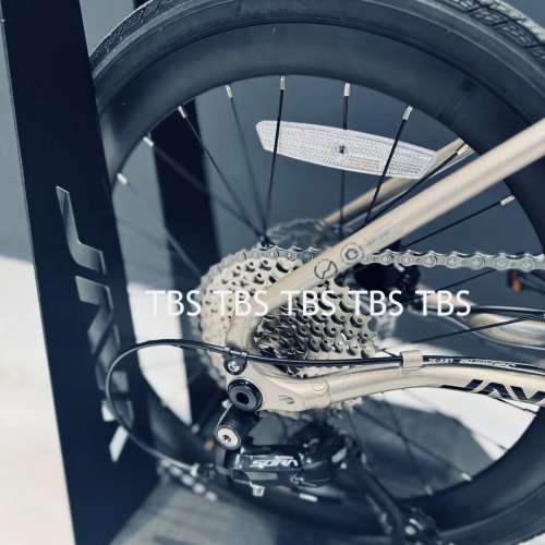 預訂優惠價  (最新款NEO 20吋）JAVA NEO 9速 油剎 20吋 406 鋁合金折叠車 （三折叠...