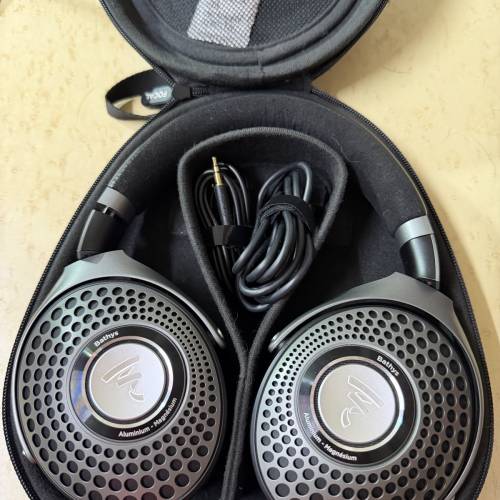focal bathys headphone