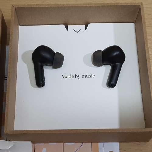 Cambridge Melomania A100 耳機（黑色）