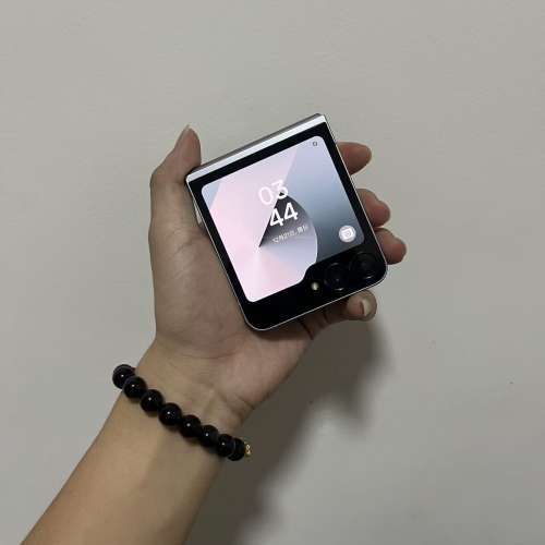 全網最平🔥Samsung galaxy flip6 12+256美版單卡+esim銀色