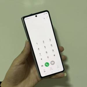 只此一部全網最平🔥Samsung galaxy fold 5 12+256美版單卡+esim藍色