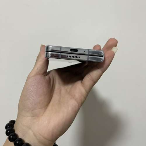 只此一部全網最平🔥Samsung galaxy fold 5 12+256美版單卡+esim藍色