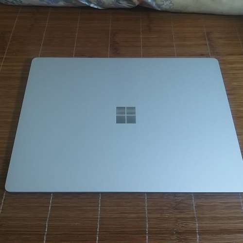 Microsoft Surface Laptop 1