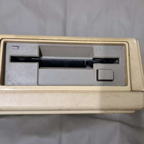 Toshiba T1100  laptop 香港行貨