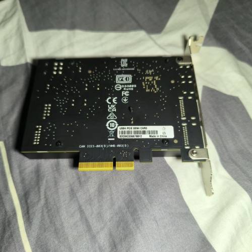 ASUS USB4 PCIE GEN4 CARD 主機板擴展卡